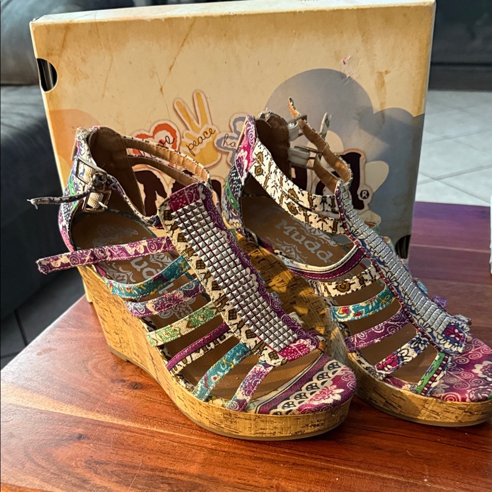 Mudd Multicolor Strappy Wedge Sandals
